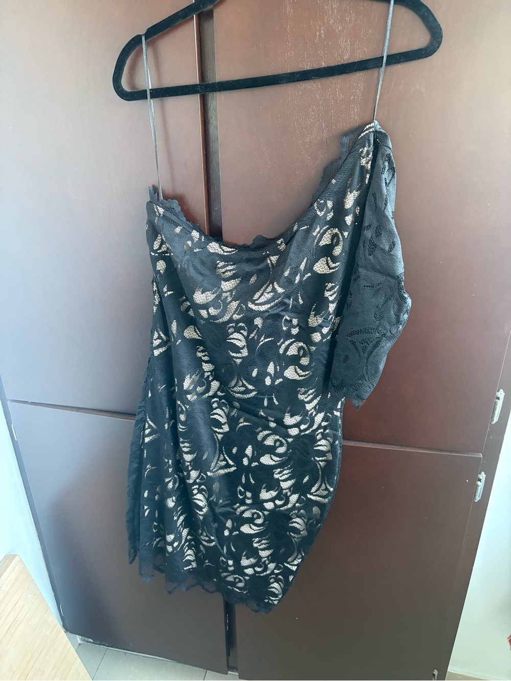 H&M women’s one shoulder dress nude with black lace body con size L